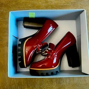 Antonio Melani size 7.5 Palmer style bloodstone red brand new